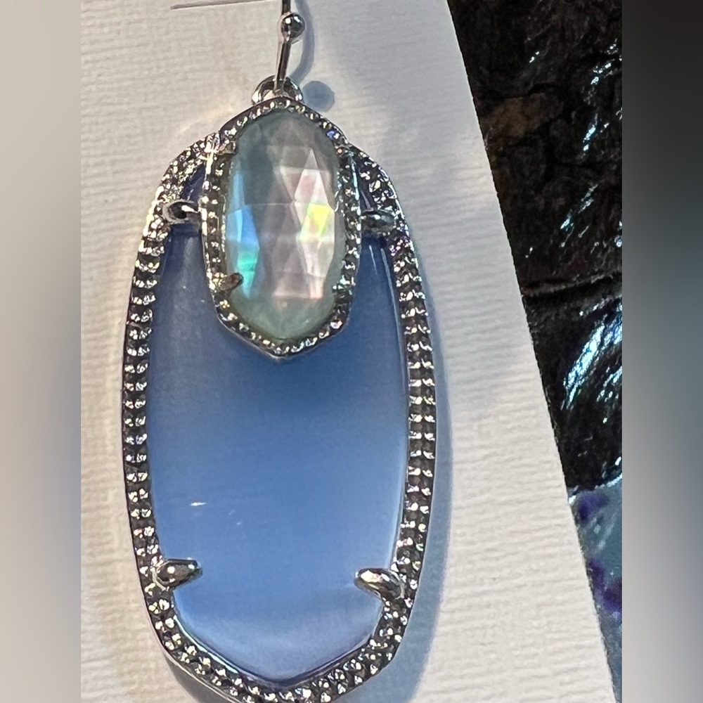 NWT Kendra Scott RARE Emmy Earrings Periwinkle Catseye Light Blue Illusion Silve - Picture 11 of 13